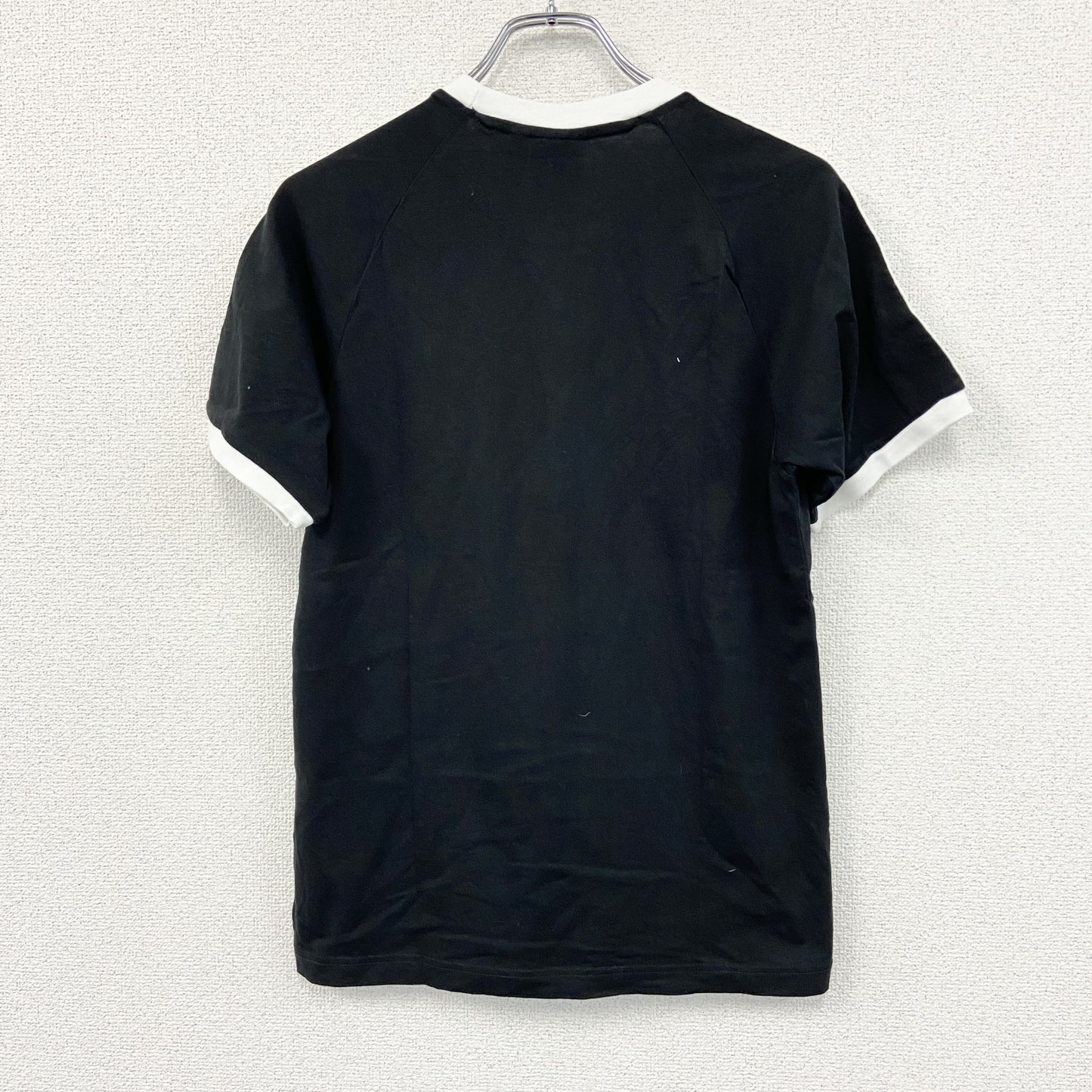 adidas　アディダス　半袖Ｔシャツ　黒　ブラック　Mサイズ
