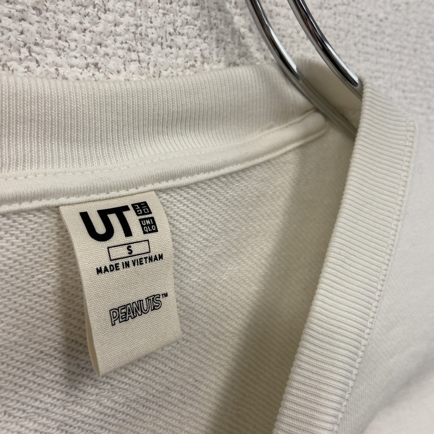 UNIQLO　ユニクロ　UT　Snoopy　スヌーピー　PEANUTS　スウェット/トレーナー　白　ホワイト　Sサイズ