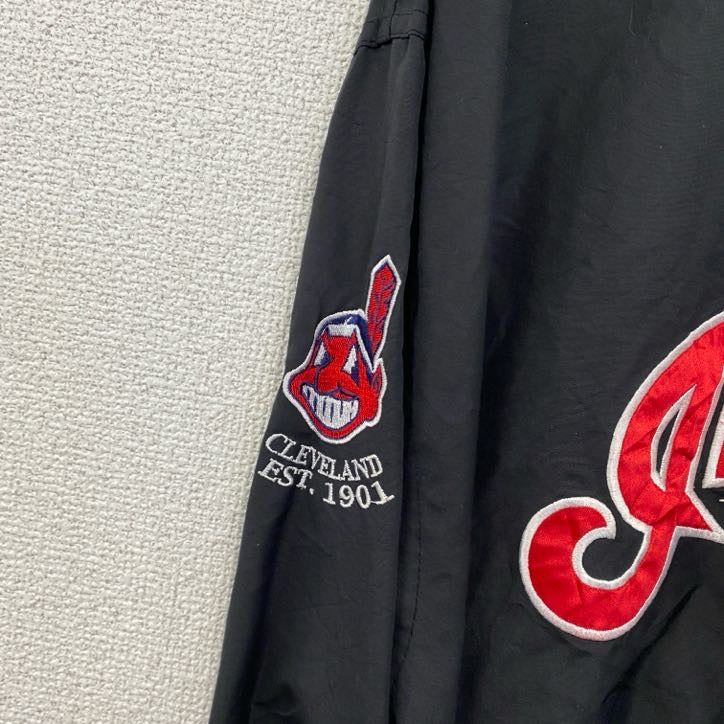 90s　MLB　インディアンス　プルオーバージャケット　ヴィンテージ　黒　ブラック　Lサイズ