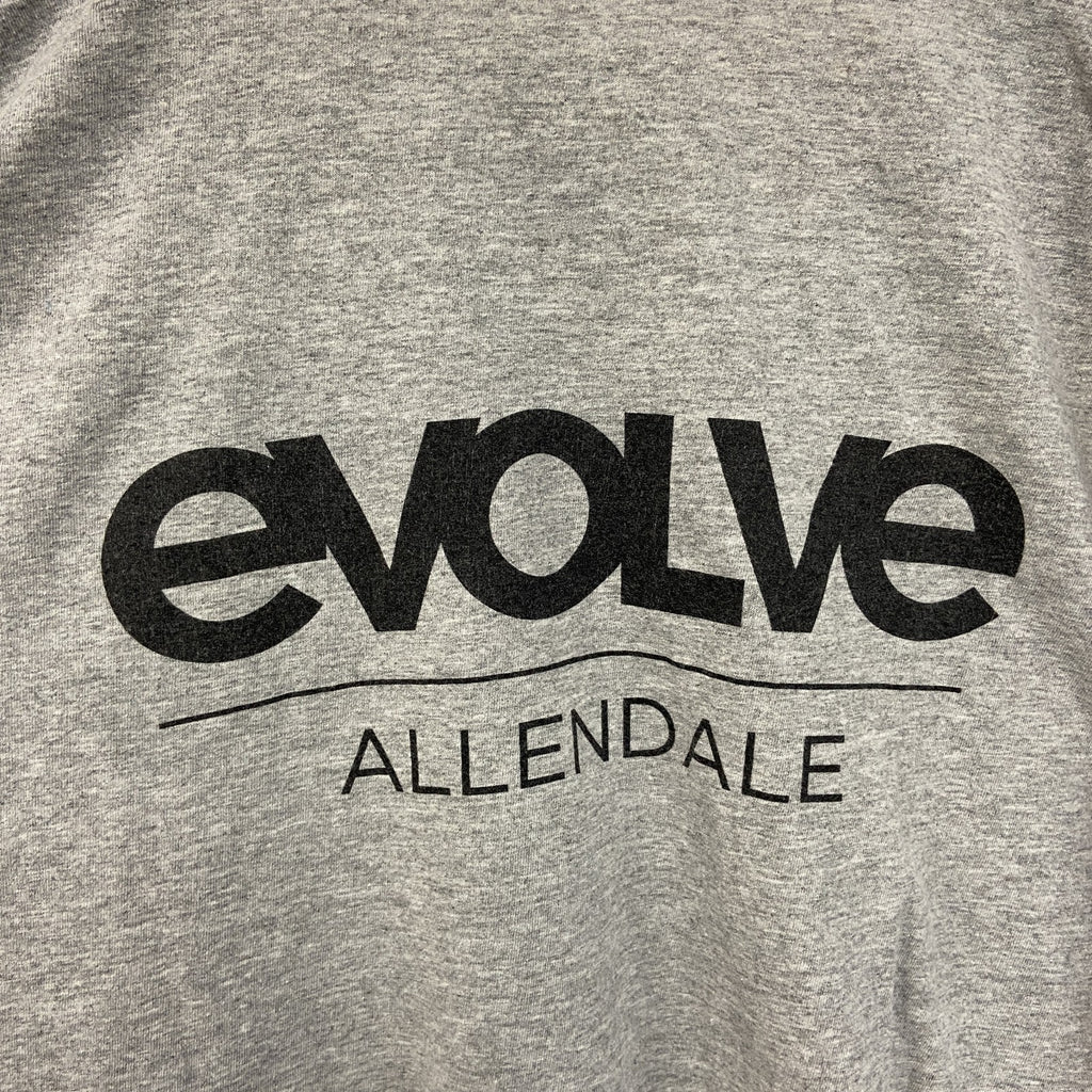 古着 used　adidas アディダス　半袖プリントＴシャツ　クルーネック　灰色　グレー　evolve　XLサイズ