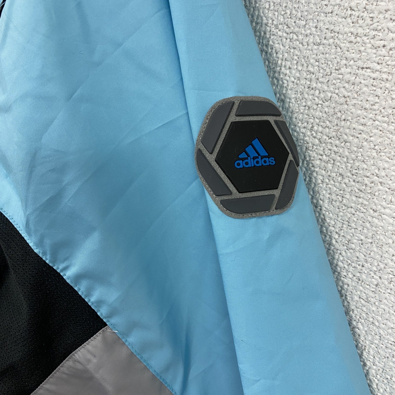 adidas　アディダス　トラックジャケット/ジャージ　水色　ライトブルー　Sサイズ