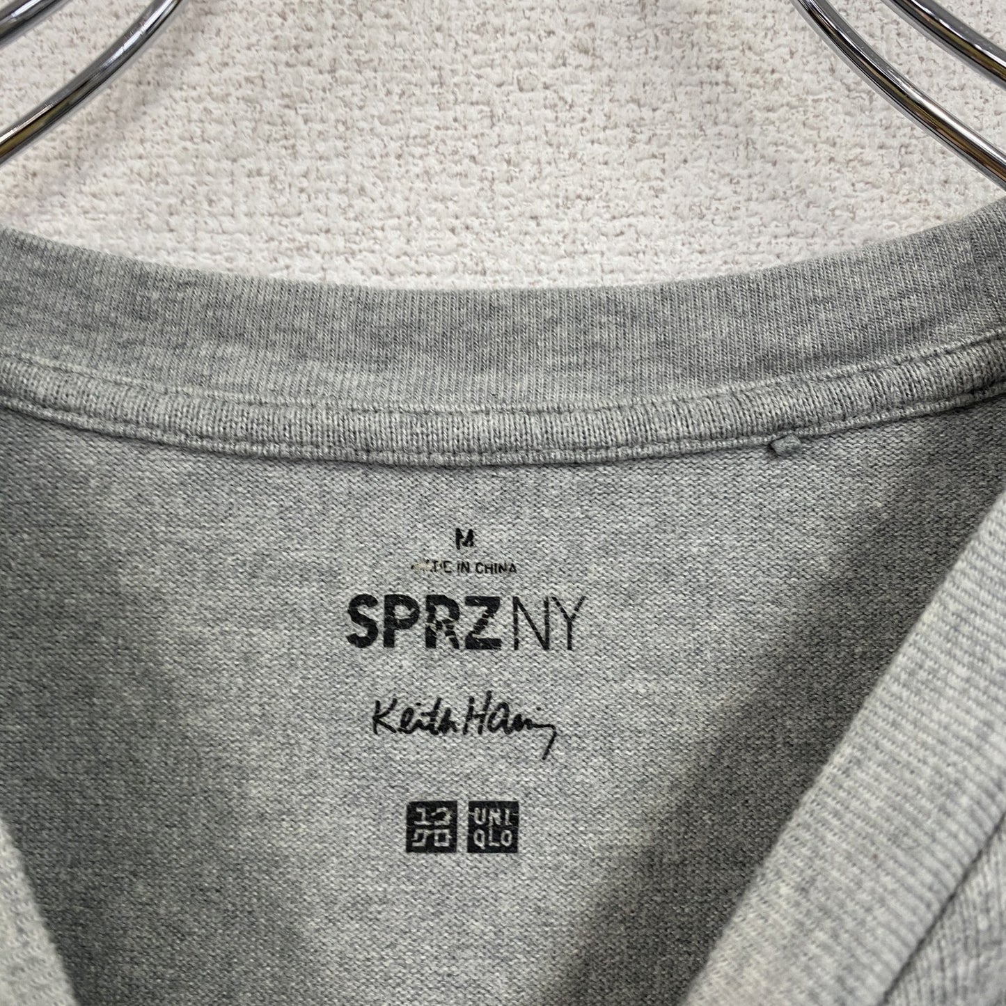 UNIQLO　ユニクロ　Keith Haring　キースへリング　SPRZ NY　半袖Tシャツ　灰色　グレー　Mサイズ