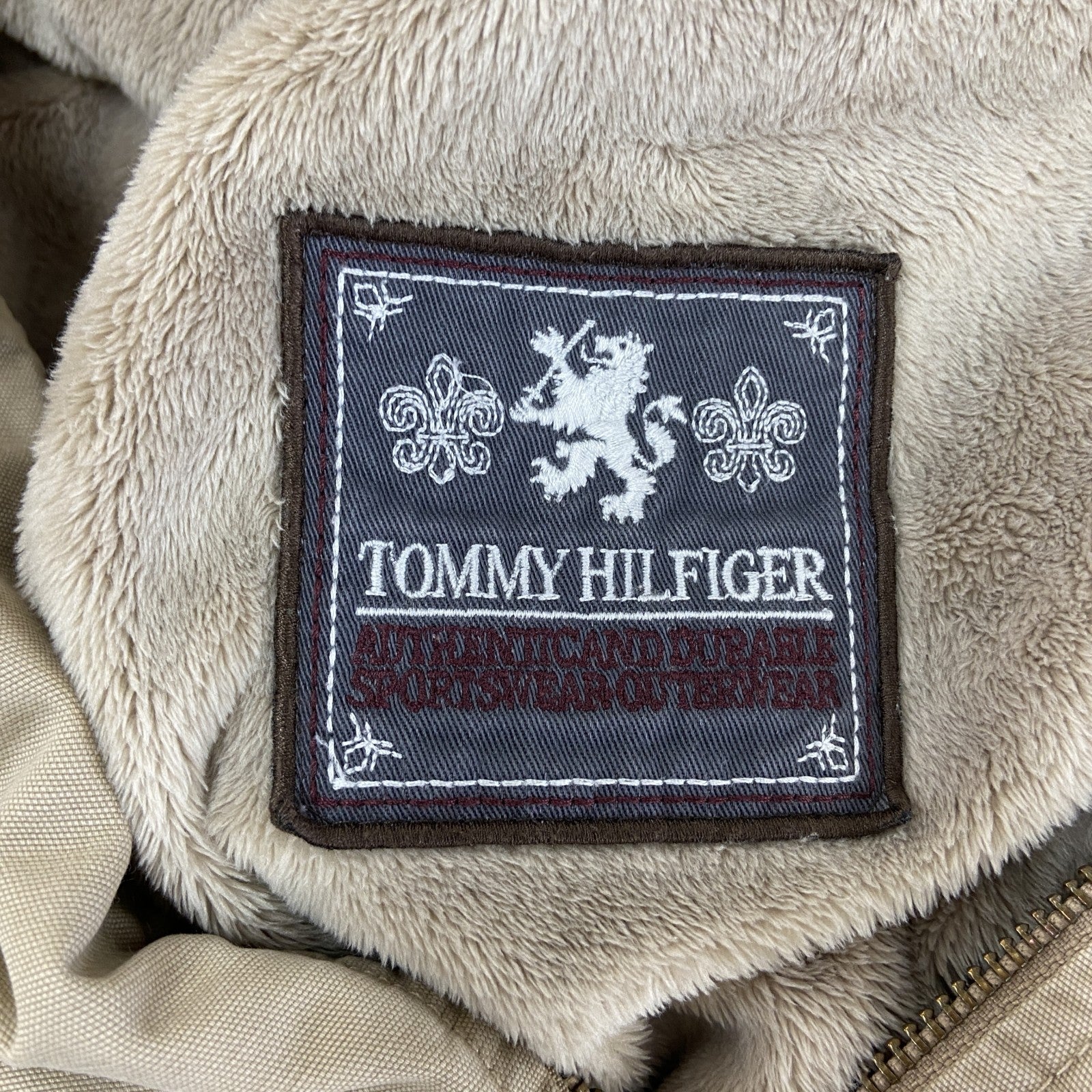 TOMMY HILFIGER　トミーヒルフィガー　フルジップブルゾン　ベージュ　XLサイズ