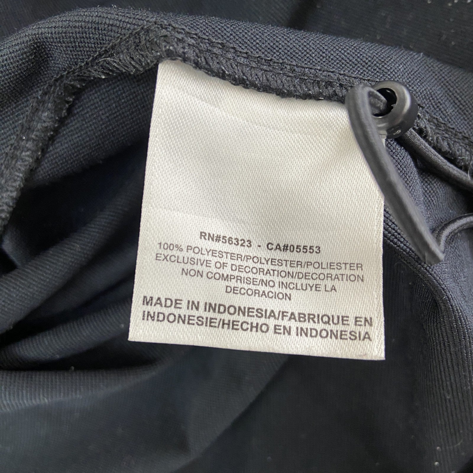 NIKE 　ナイキ　ハーフジップ半袖プルオーバー　黒　ブラック　Lサイズ