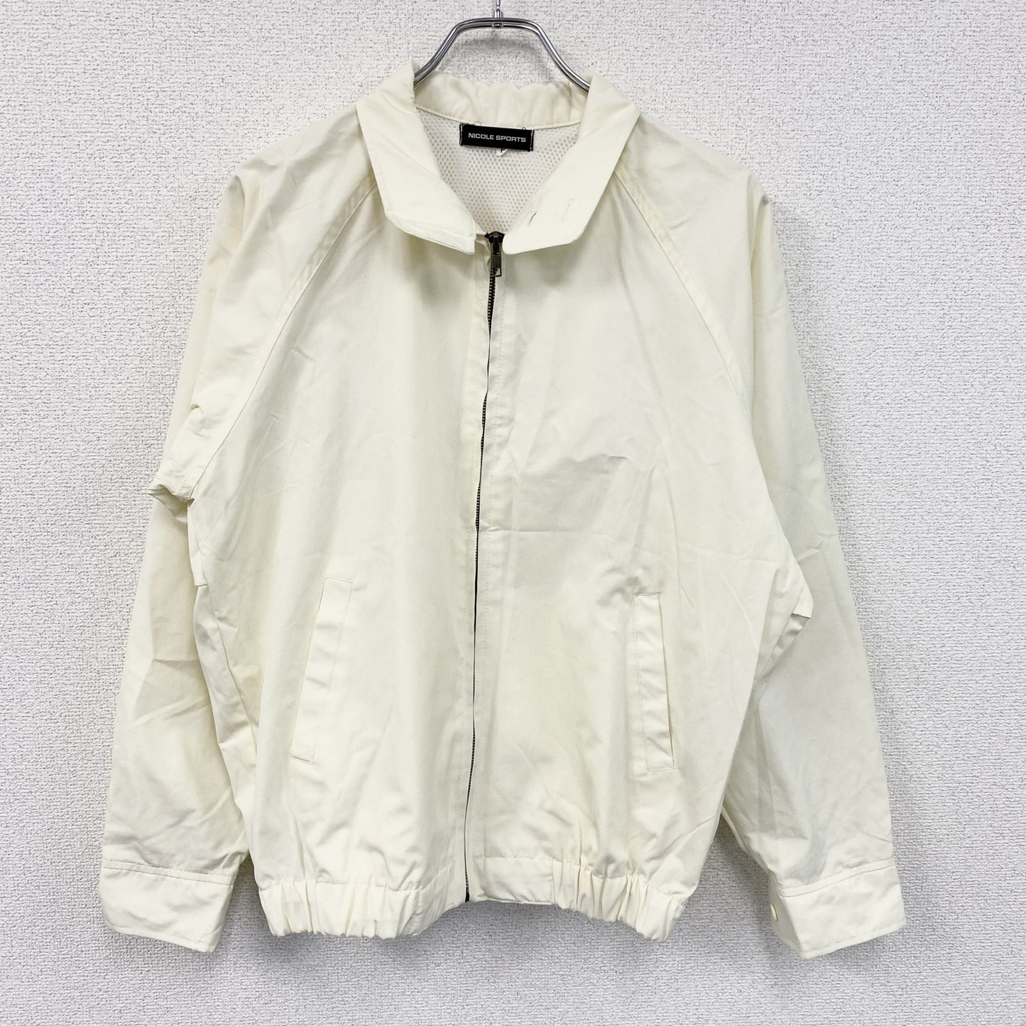 NICOLE SPORTS　ウィンドブレーカー　アイボリー　Fサイズ