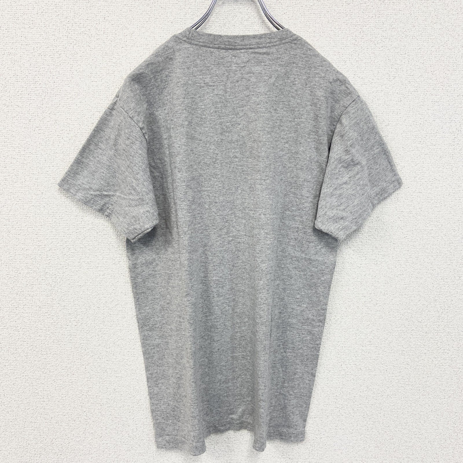 Champion　チャンピオン　半袖Tシャツ　刺繍ロゴ　ワンポイント　現行　灰色　グレー　Sサイズ