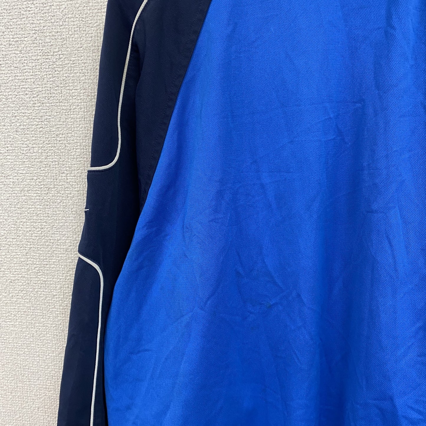 NIKE　ナイキ　トラックジャケット/ジャージ　スウッシュ　青　ブルー　Mサイズ