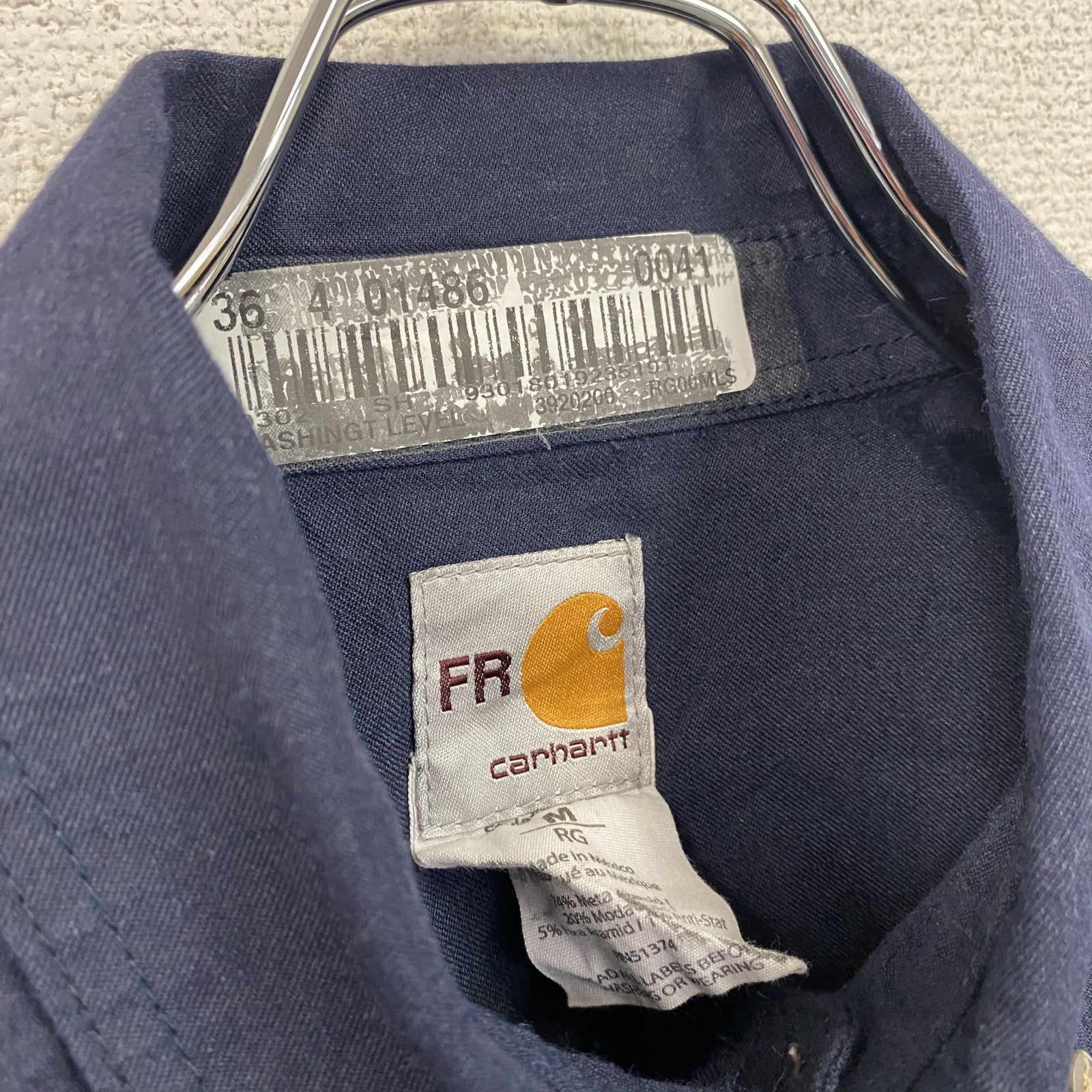 Carhartt　カーハート　長袖ワークシャツ　ボタンダウンシャツ　ワッペンカスタム　紺　ネイビー　Mサイズ