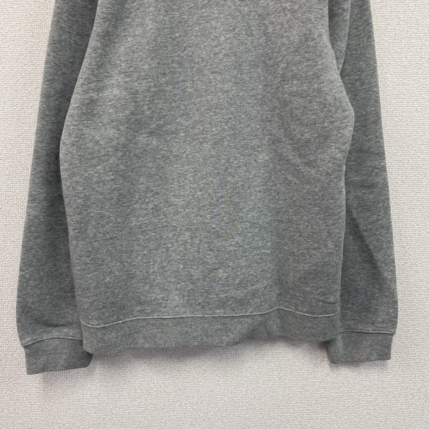 NIKE　ナイキ　スウェット/トレーナー　刺繡ロゴ　グレー　Sサイズ