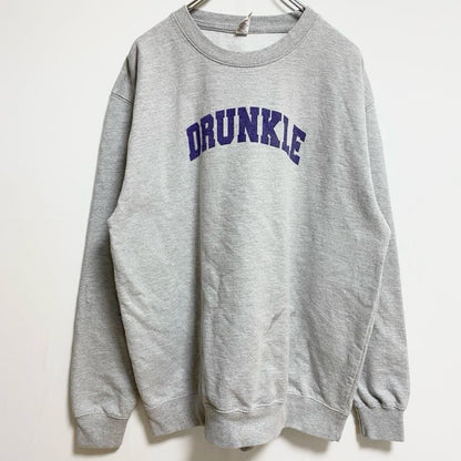 古着 used　長袖プリントスウェット　トレーナー　クルーネック　DRUNKLE　グレー　レトロ　ビッグシルエット　XLサイズ