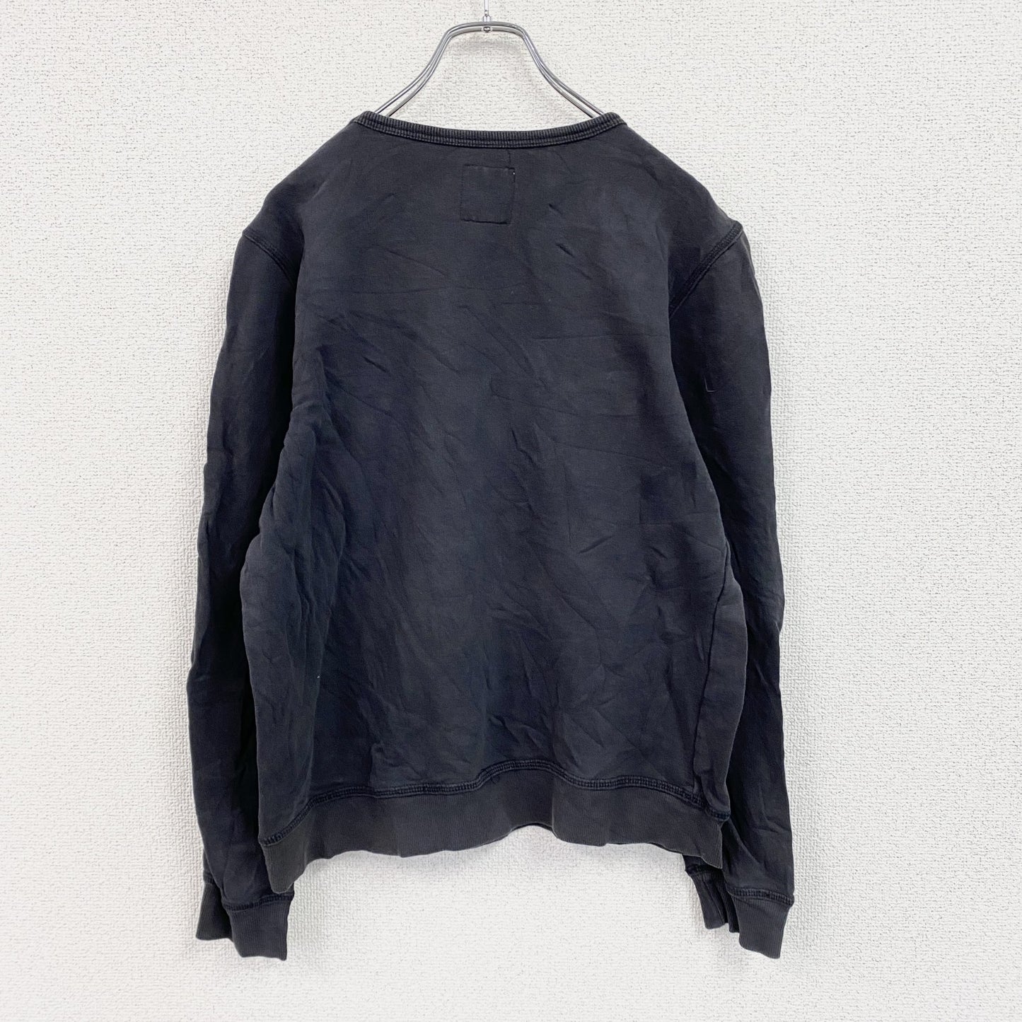 Levi's　リーバイス　スウェット/トレーナー　前V　デカロゴ　黒　ブラック　16サイズ