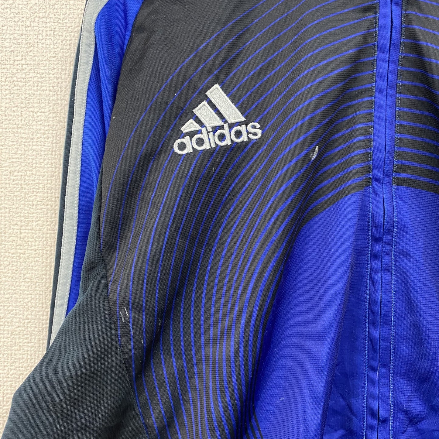 adidas　アディダス　トラックジャケット/ジャージ　青　ブルー　42サイズ