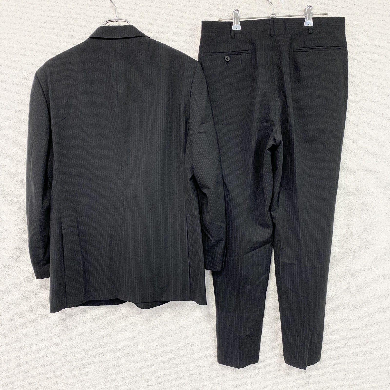Aquascutum　アクアスキュータム　セットアップ　スーツ　ストライプ　黒　ブラック　94A6サイズ