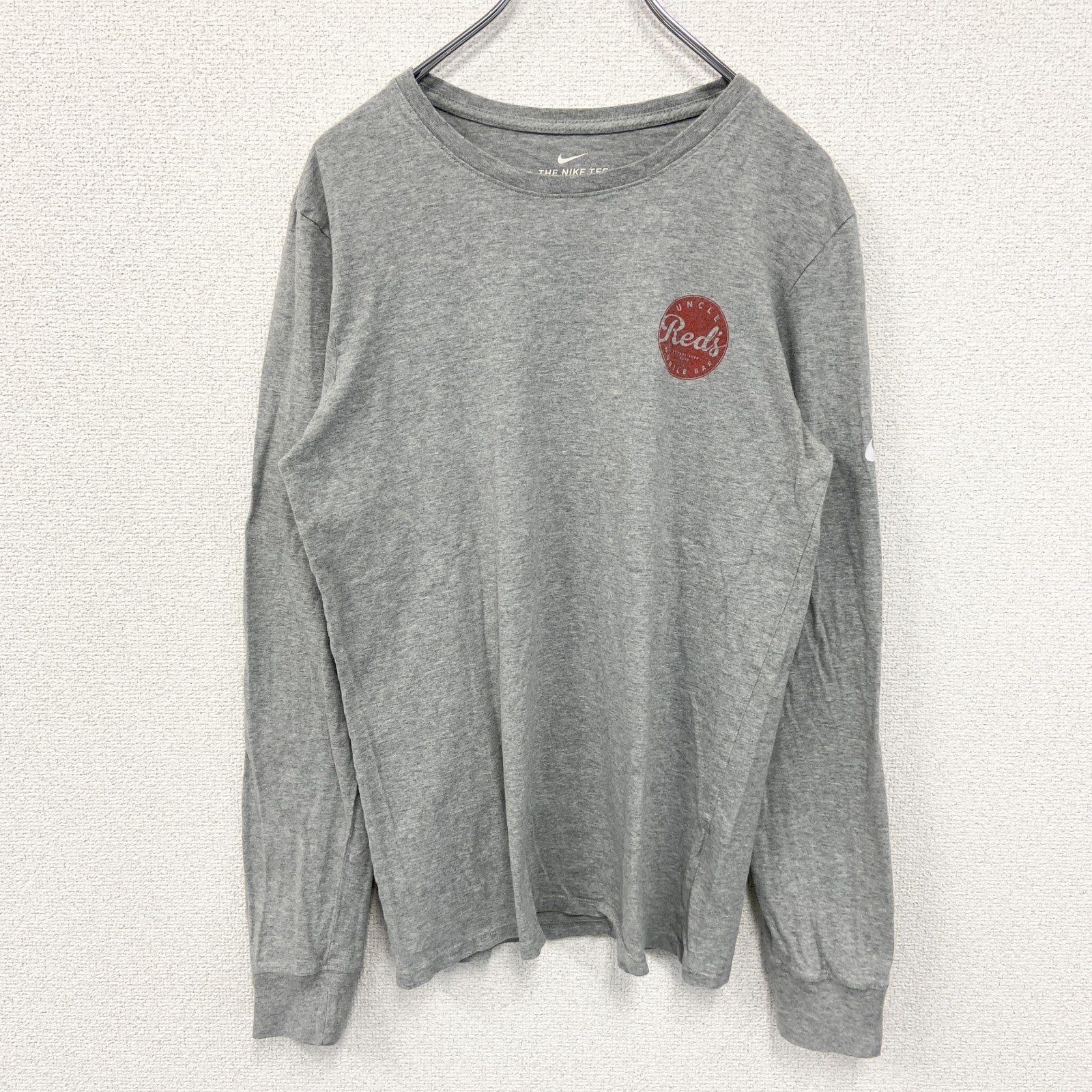 古着 used　NIKE ナイキ　長袖ワンポイントプリントTシャツ　クルーネック　グレー　灰色　Sサイズ