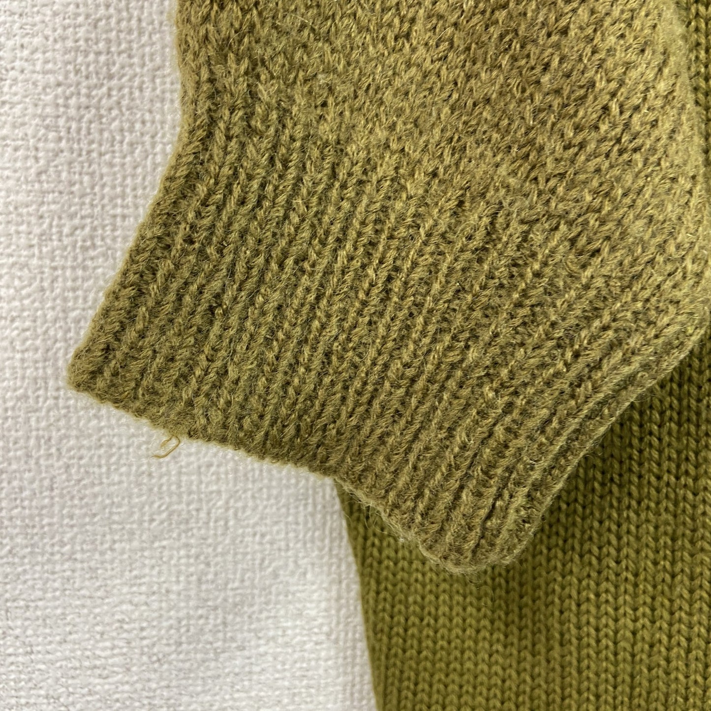 Acne Studios　アクネストゥディオズ　半袖ウール混アクリルニットセーター　カーキ　XSサイズ
