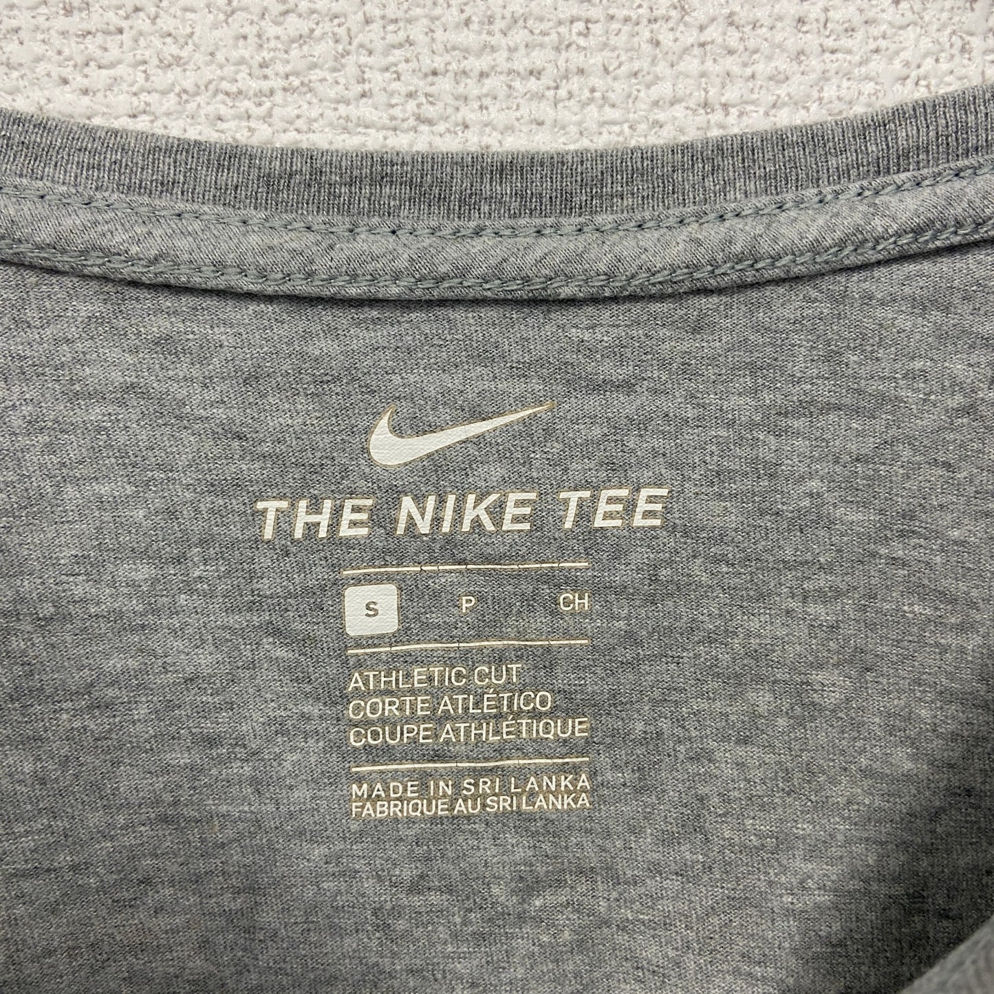 古着 used　NIKE ナイキ　長袖ワンポイントプリントTシャツ　クルーネック　グレー　灰色　Sサイズ