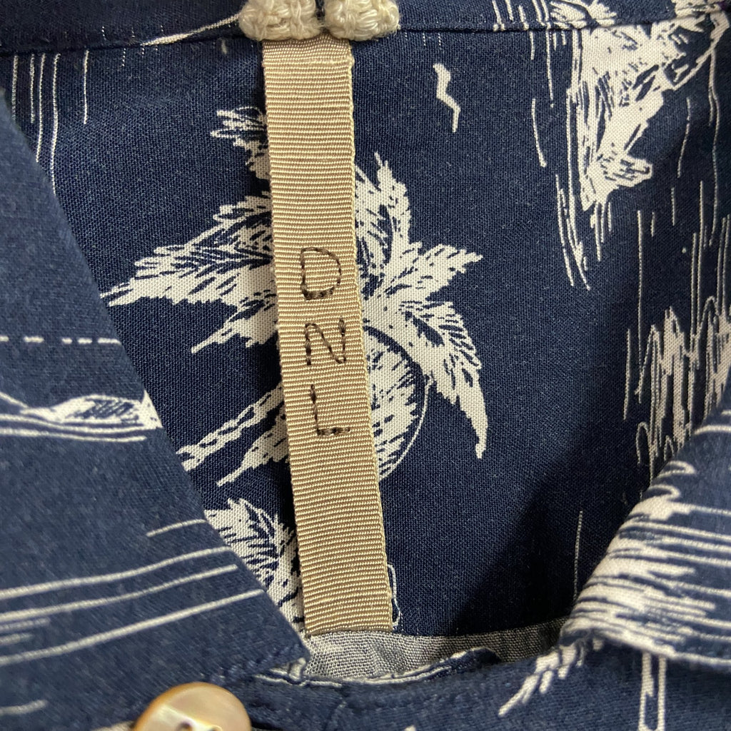 DNL　長袖デザインシャツ　アロハシャツ　ヤシの木　海　ヨット　ユーロ　総柄　紺　ネイビー