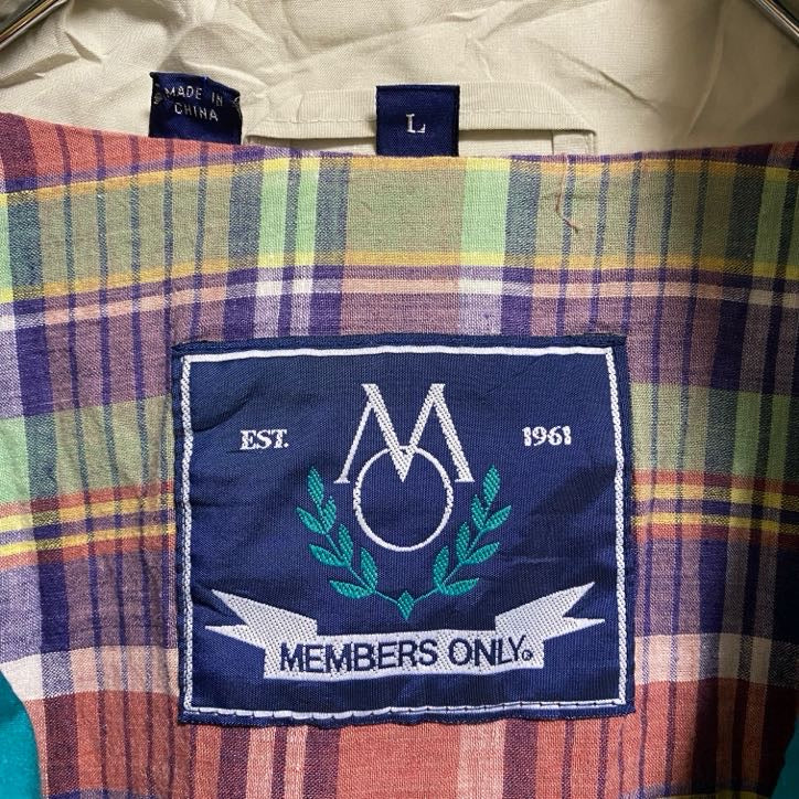 古着 used　MEMBERS ONLY　 長袖ハイネックブルゾン　マウンテンジャケット　ヴィンテージ　グリーン　秋冬服　Lサイズ