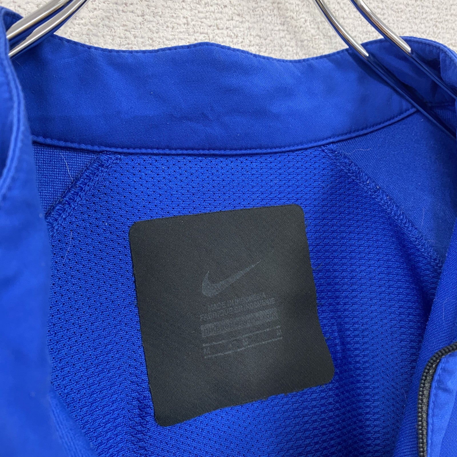 NIKE　ナイキ　ハーフジッププルオーバージャケット　青　ブルー　Mサイズ