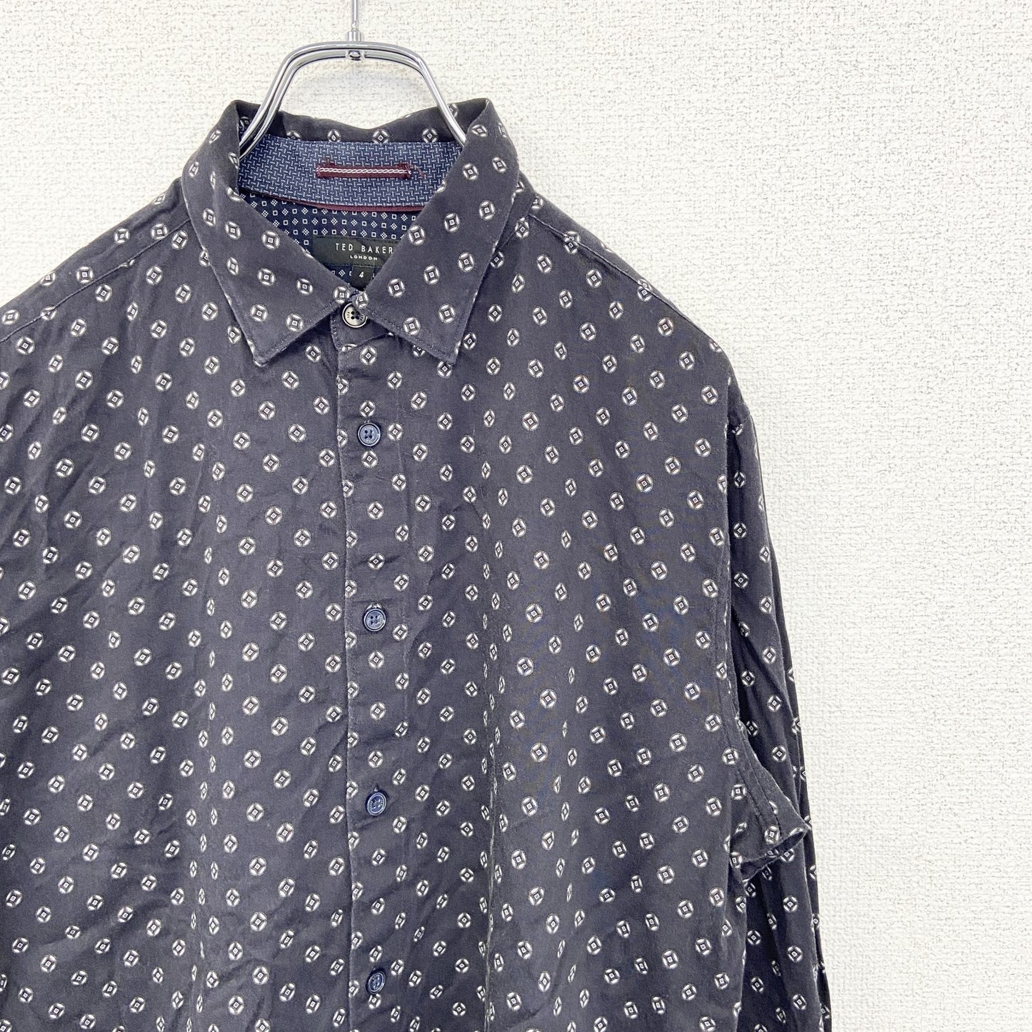 古着 used　TED BAKER LONDON　長袖総柄シャツ　和柄風　レトロデザイン　ノームコア　ビッグシルエット　ネイビー