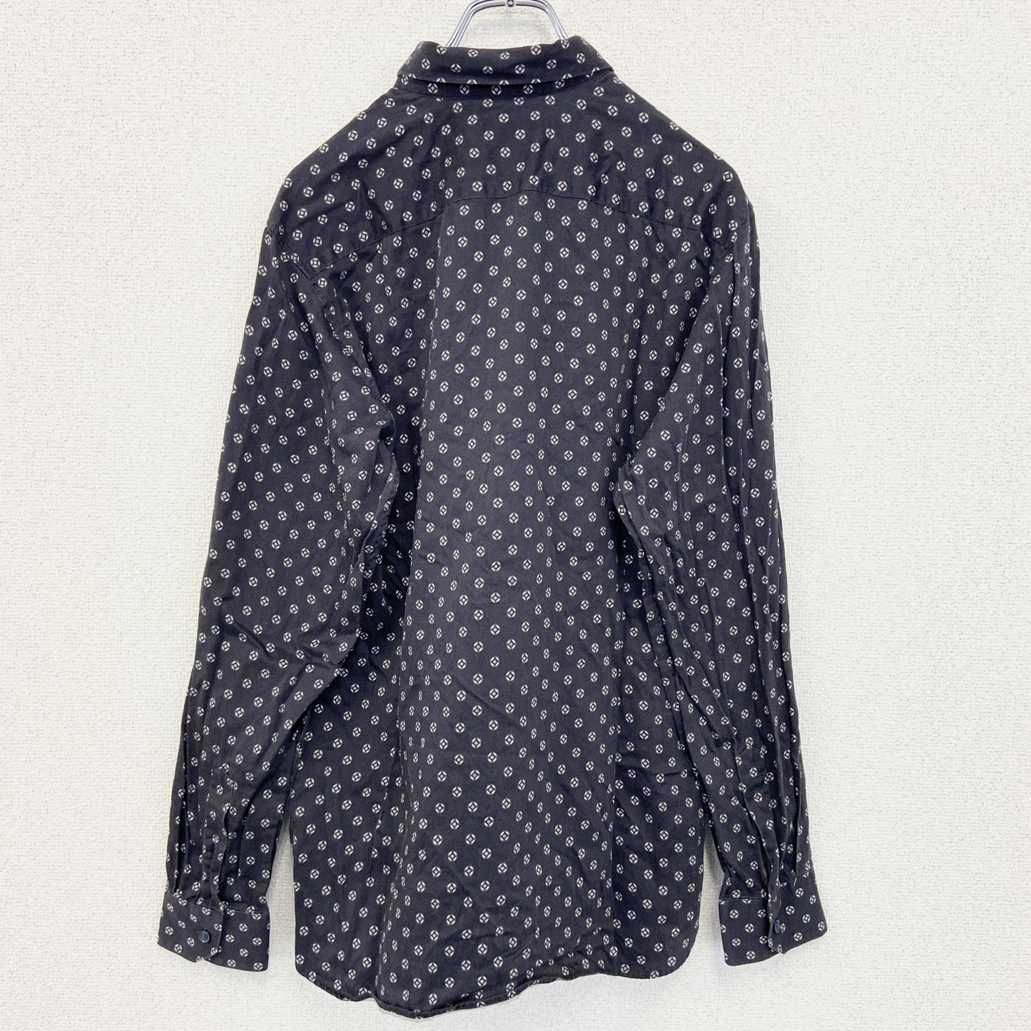 古着 used　TED BAKER LONDON　長袖総柄シャツ　和柄風　レトロデザイン　ノームコア　ビッグシルエット　ネイビー