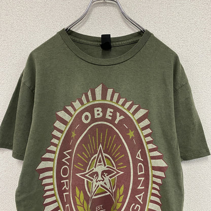 OBEY　オベイ　シェパードフェアリー　半袖プリントTシャツ　カーキ　Mサイズ