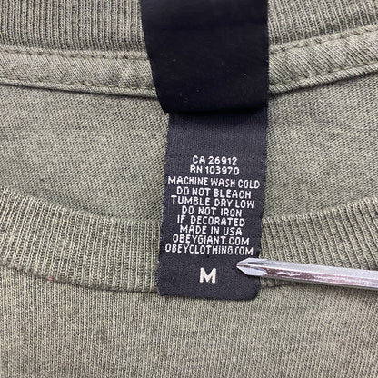 OBEY　オベイ　シェパードフェアリー　半袖プリントTシャツ　カーキ　Mサイズ