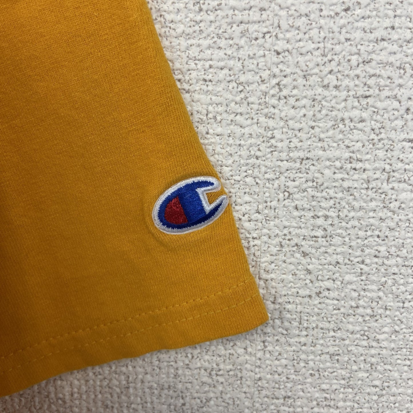 古着 used　champion チャンピオン　半袖ダメージプリントTシャツ　スカルデザイン　黄　イエロー　クルーネック　Lサイズ