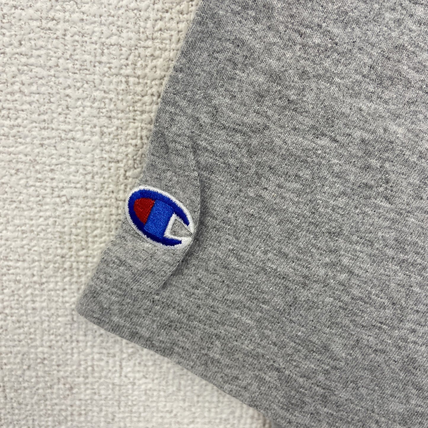 古着 used　champion チャンピオン　半袖カレッジTシャツ　バージニア コモンウェルス大学　グレー　カジュアル　Mサイズ