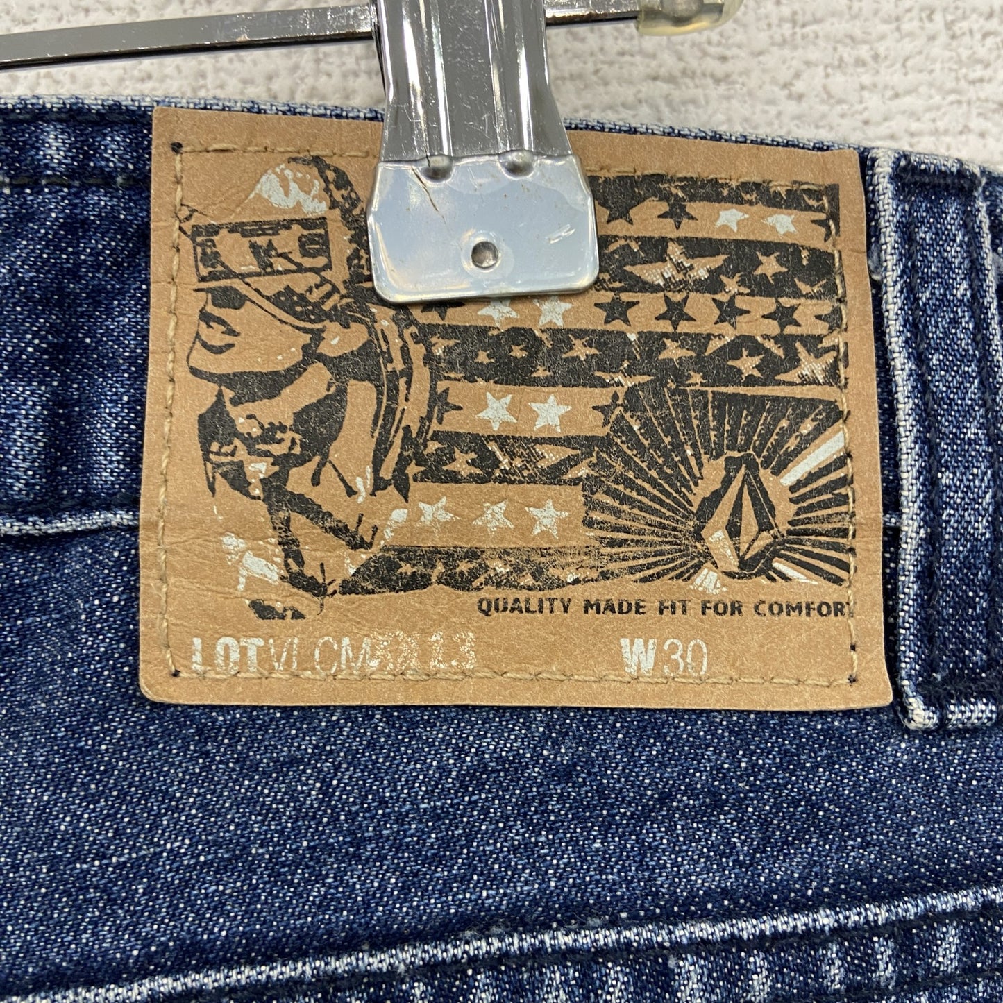 VOLCOM　ボルコム　デニムパンツ/ジーンズ　ジップフライ　インディゴ　30サイズ　