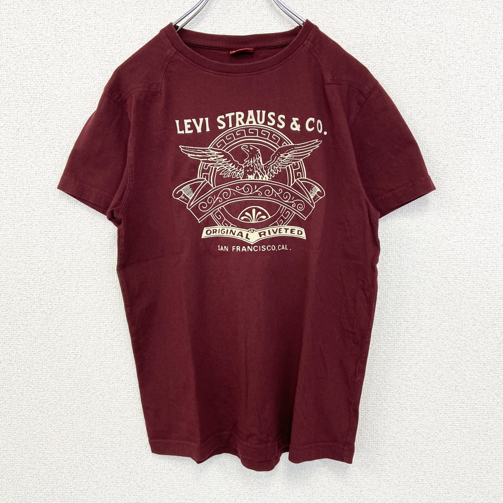 古着　used　LEVI’S　リーバイス　半袖プリントTシャツ　クルーネック　カジュアル　レトロデザイン　赤　ボルドー　Mサイズ