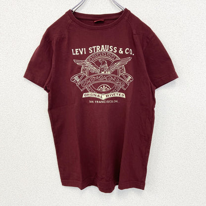 古着　used　LEVI’S　リーバイス　半袖プリントTシャツ　クルーネック　カジュアル　レトロデザイン　赤　ボルドー　Mサイズ