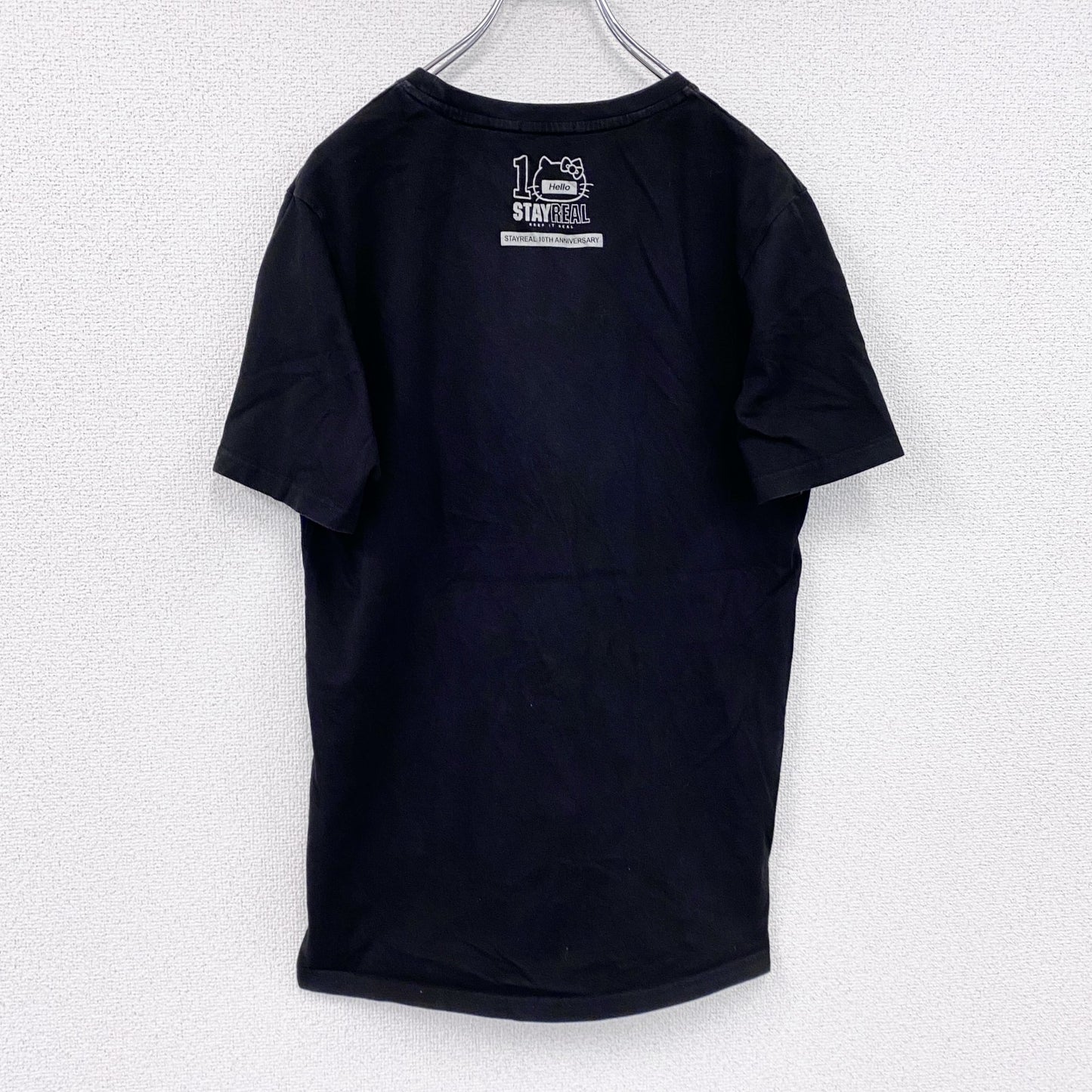 STAYREAL　Hello Kitty　ハローキティ　半袖プリントTシャツ　黒　ブラック
