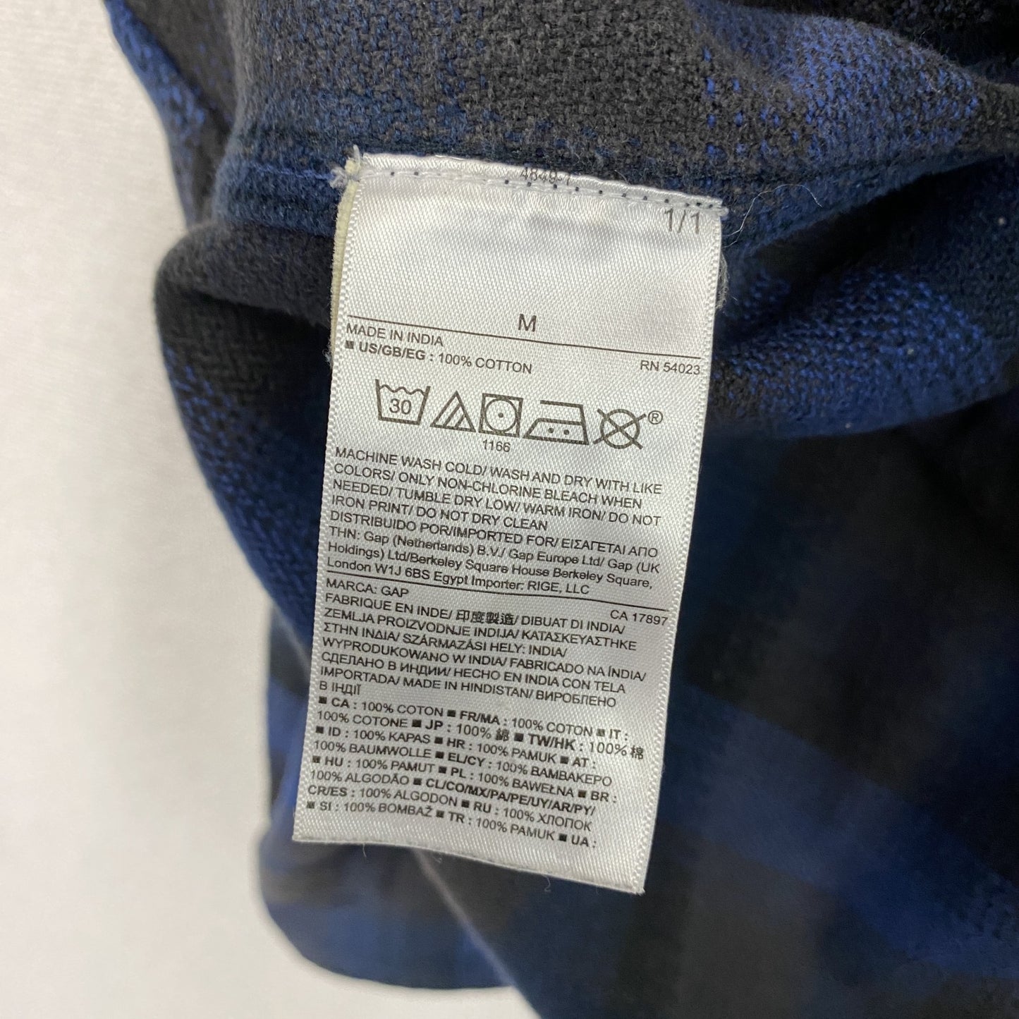 GAP　ギャップ　長袖シャツ　ネルシャツ　チンストラップ　オンブレチェック　チェック柄　青　ブルー　Mサイズ