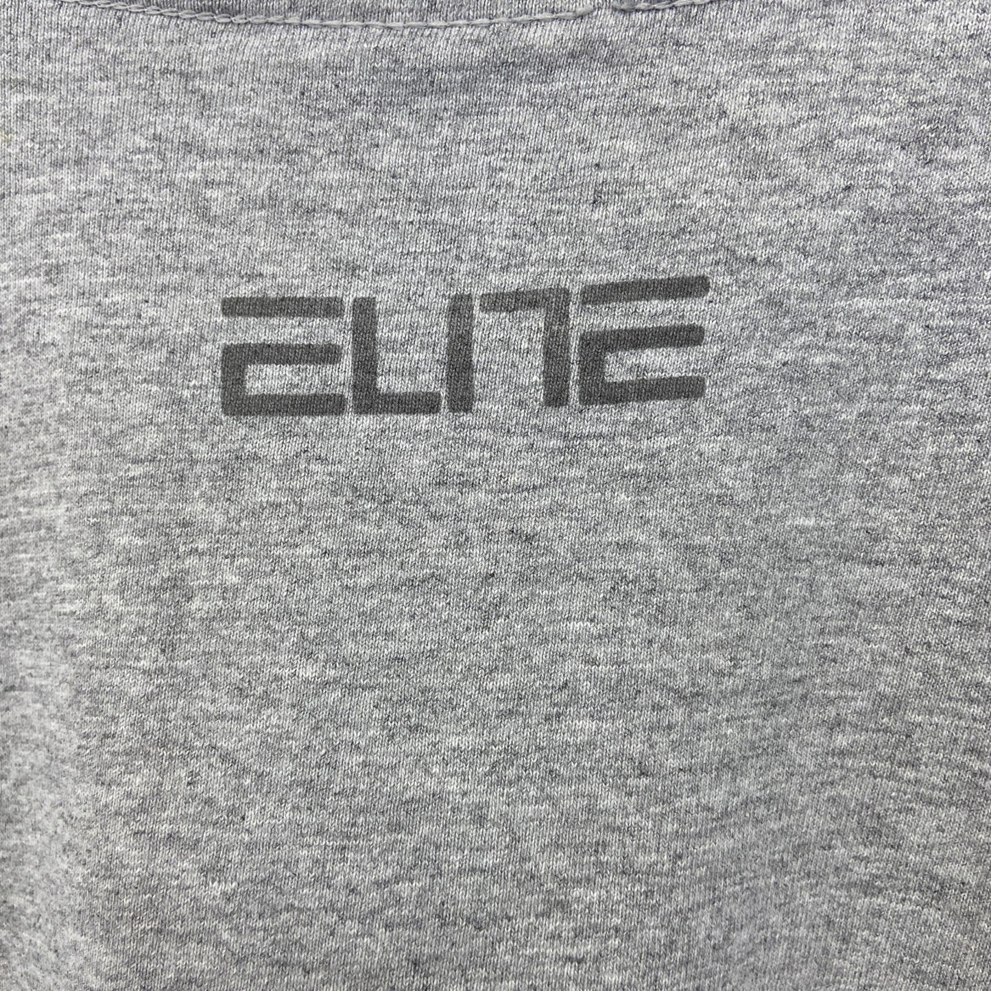 古着　used　NIKE　ナイキ　半袖カレッジプリントTシャツ　コネチカット大学　バスケ　グレー　スウッシュロゴ　Sサイズ