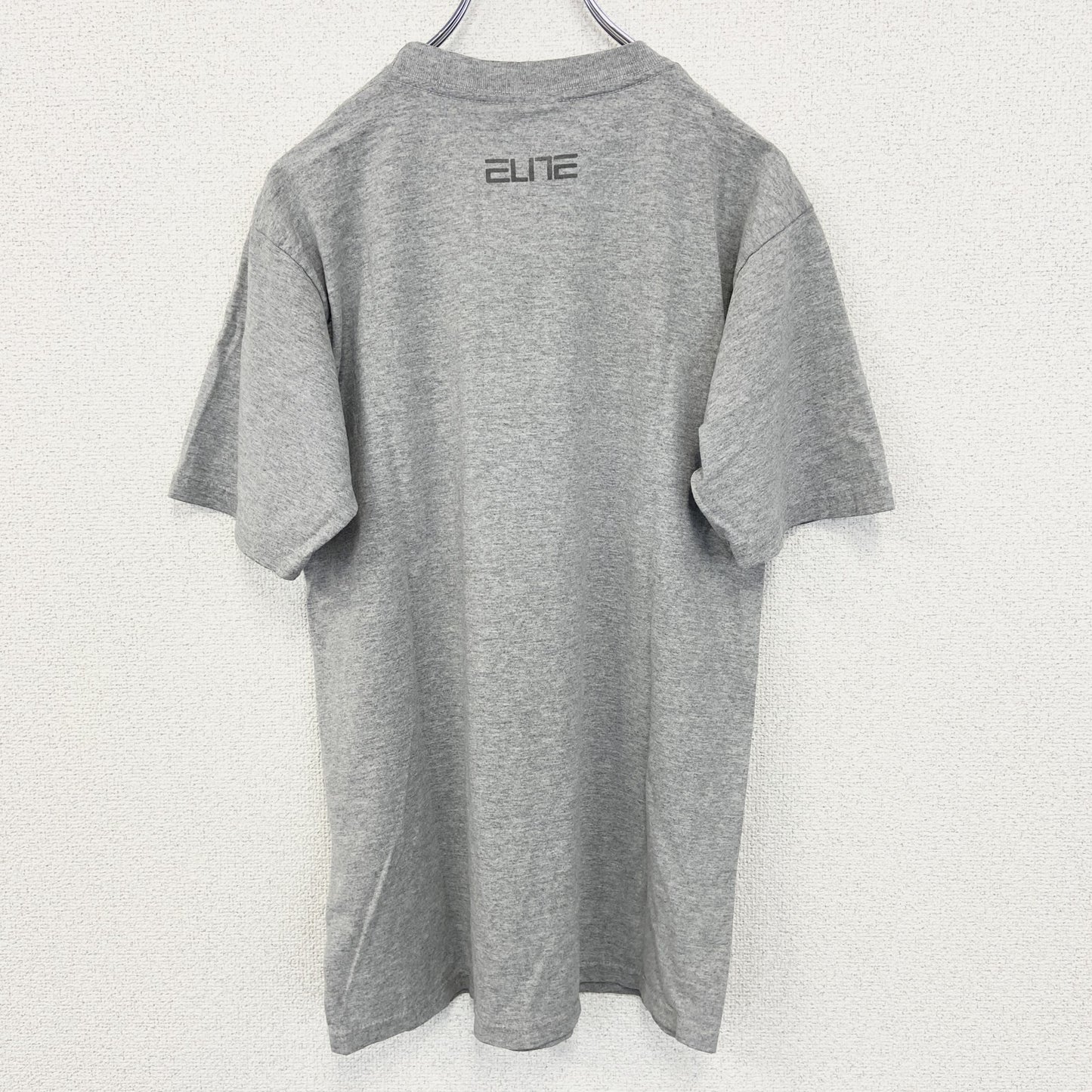 古着　used　NIKE　ナイキ　半袖カレッジプリントTシャツ　コネチカット大学　バスケ　グレー　スウッシュロゴ　Sサイズ