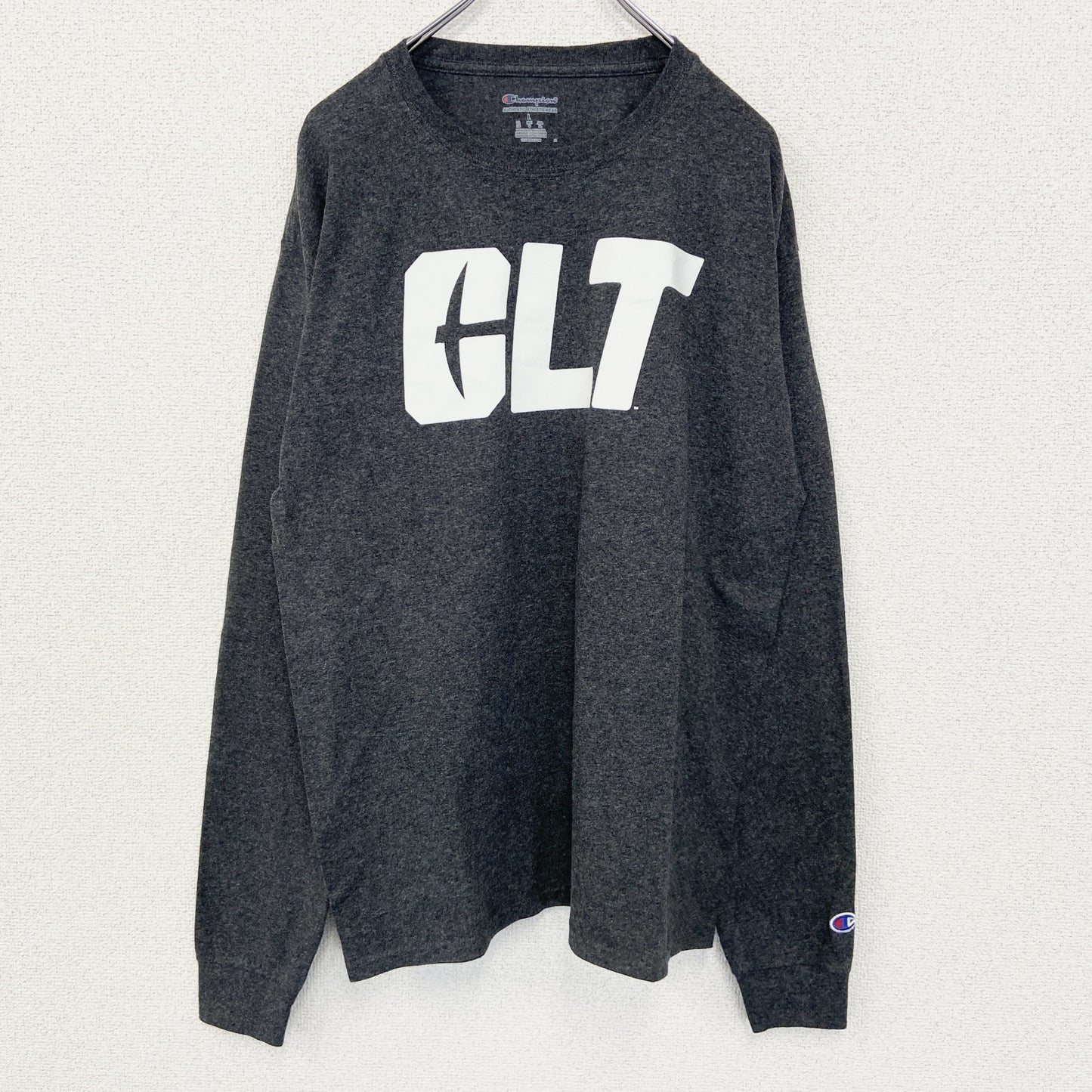 古着　used　champion　チャンピオン　長袖プリントTシャツ　CLT　ロンT　クルーネック　カジュアル　グレー　Lサイズ