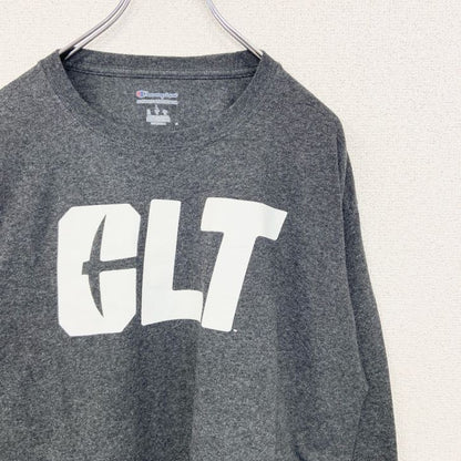 古着　used　champion　チャンピオン　長袖プリントTシャツ　CLT　ロンT　クルーネック　カジュアル　グレー　Lサイズ