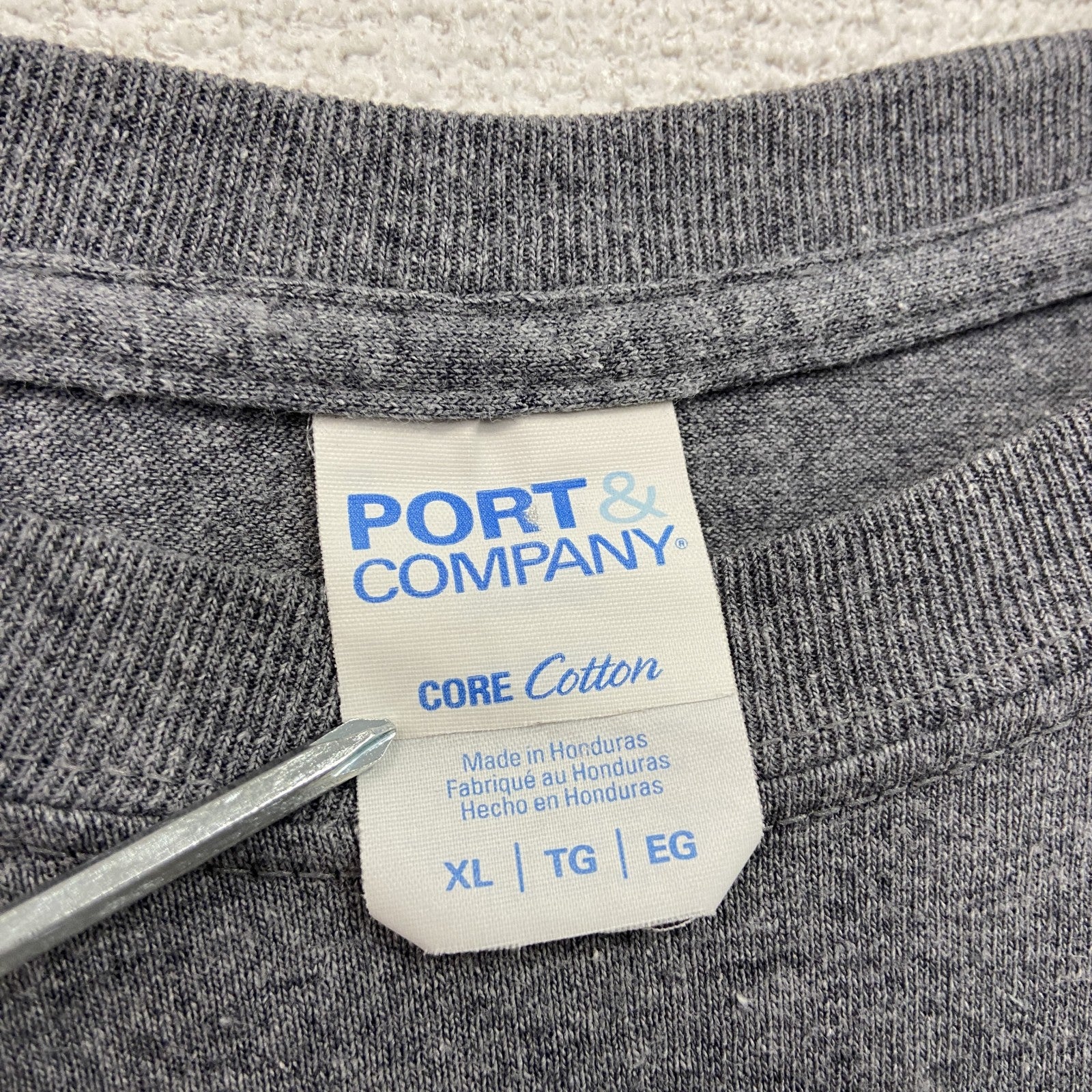 PORT&COMPANY　半袖プリントTシャツ　カレッジロゴ　ジョーバンダル　灰色　グレー　XLサイズ
