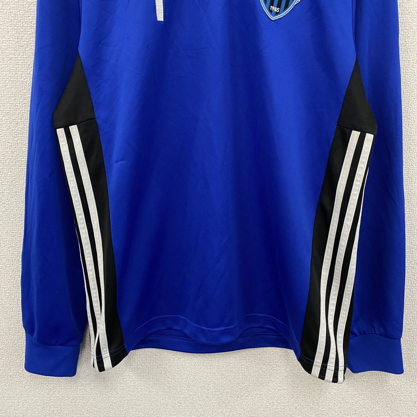 adidas　アディダス　ハーフジップトラックジャケット/ジャージ　パフォーマンスロゴ　デカロゴ　青　ブルー　Oサイズ