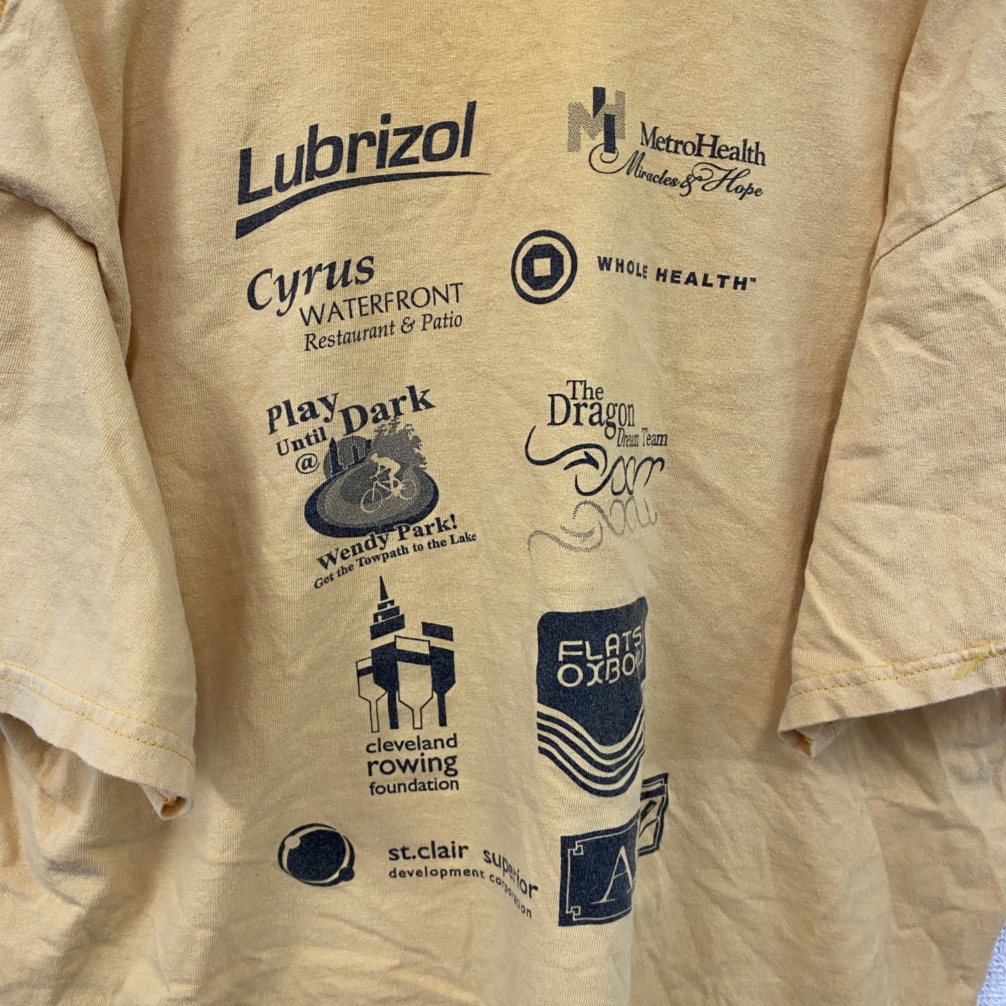 00s　GILDAN　ギルダン　半袖両面プリントTシャツ　企業ロゴ　ドラゴン　フェード　ヴィンテージ　黄色　イエロー　Lサイズ