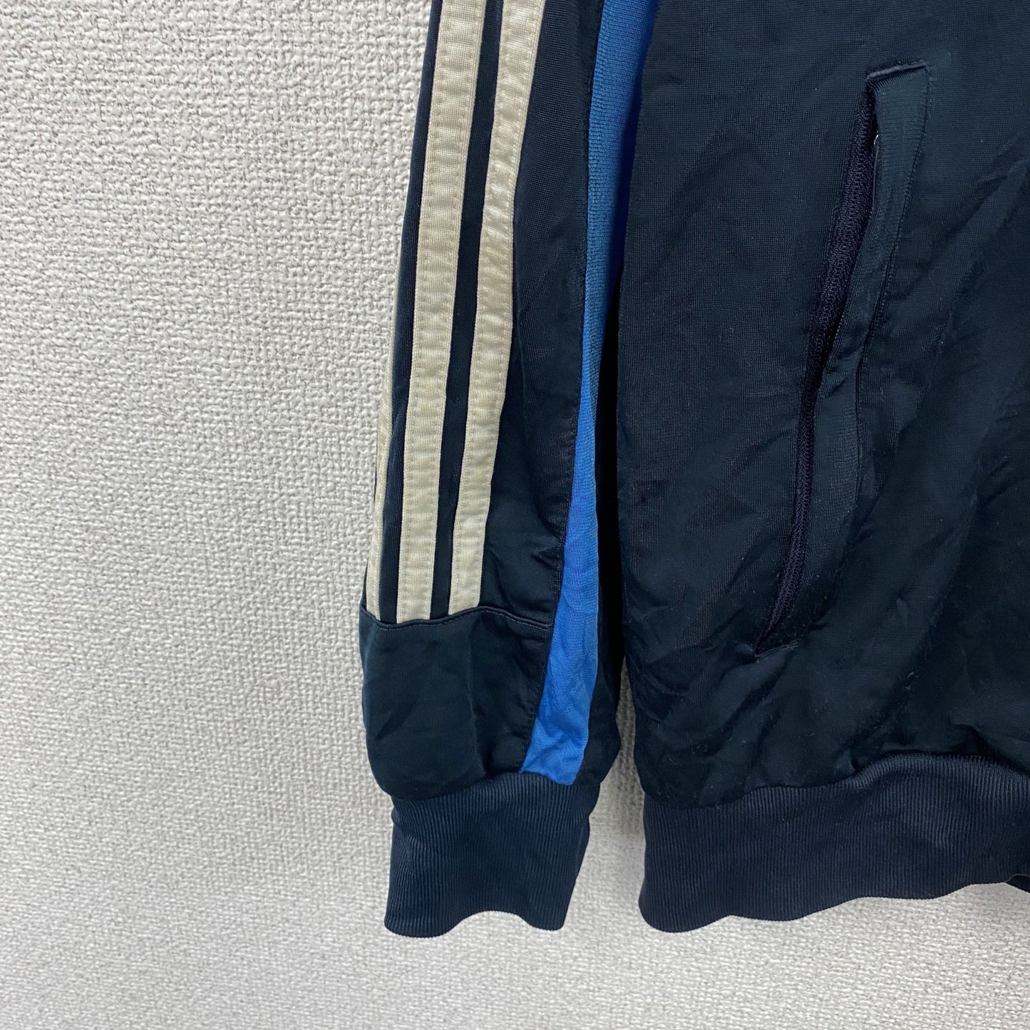 00s　adidas　アディダス　トラックジャケット/ジャージ　パフォーマンスロゴ　ヴィンテージ　ネイビー　Mサイズ