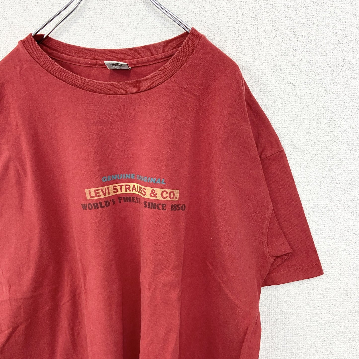 古着　used　LEVI’S　リーバイス　半袖ロゴプリントTシャツ　USA製　90s　クルーネック　レトロデザイン　赤　Mサイズ