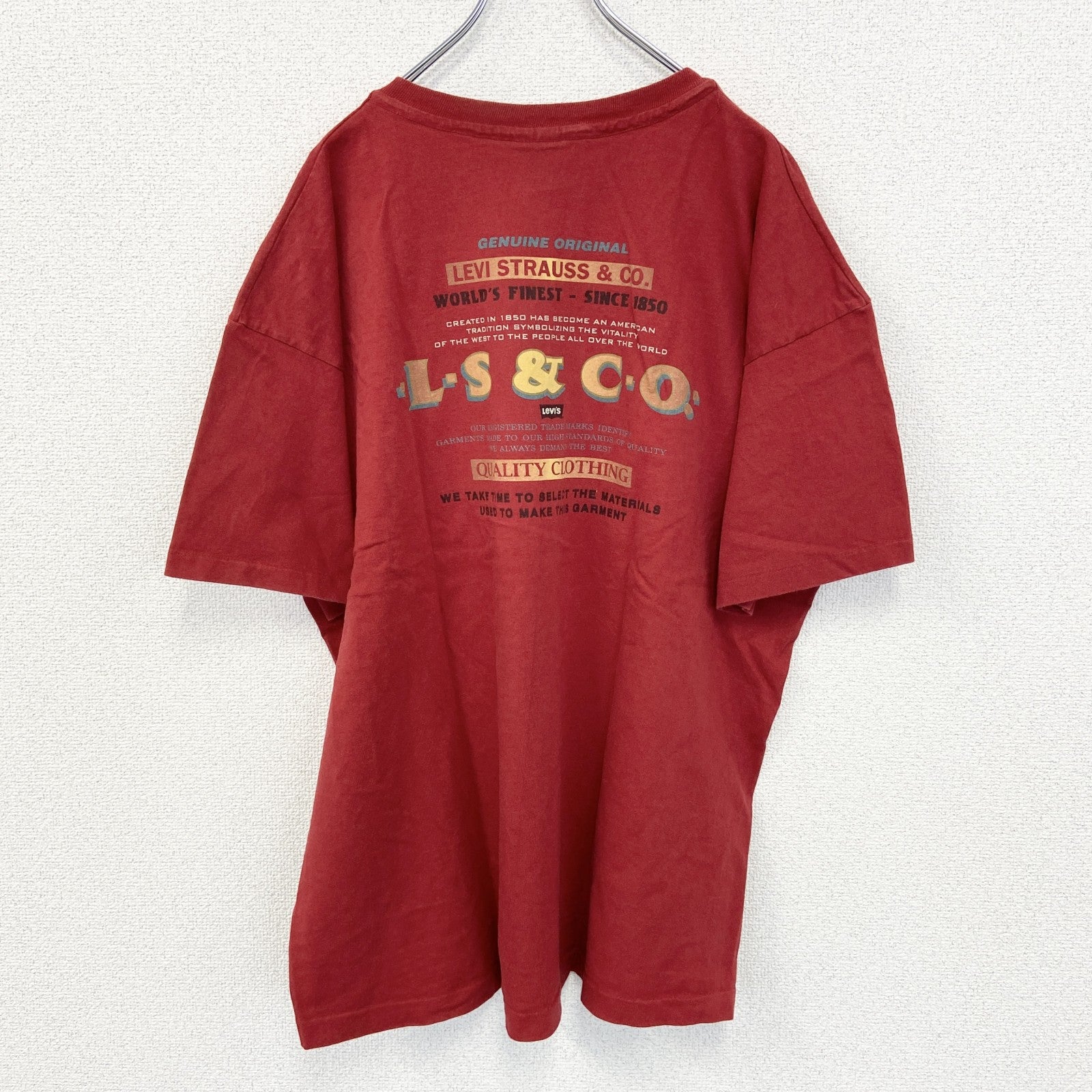 古着　used　LEVI’S　リーバイス　半袖ロゴプリントTシャツ　USA製　90s　クルーネック　レトロデザイン　赤　Mサイズ