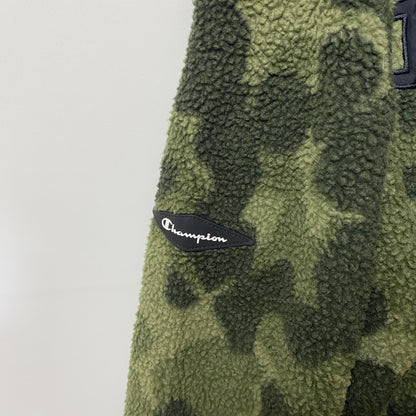 古着 used　Champion チャンピオン　長袖フリースボアパーカー　プルオーバー　ビックロゴ　迷彩柄　秋冬服　Mサイズ