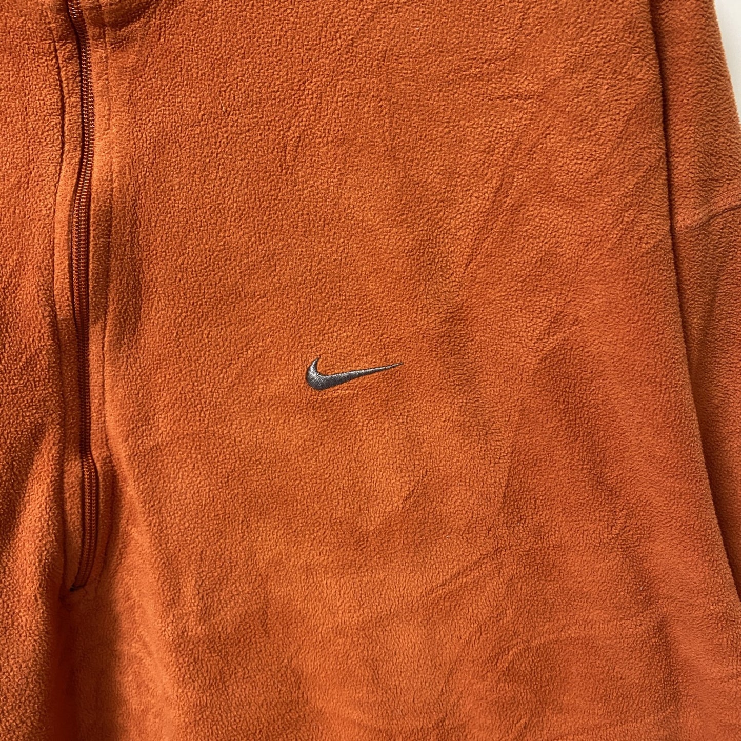 古着 used　NIKE ナイキ　長袖ハーフジップフリースジャケット　ワンポイントロゴ刺繍プルオーバー　オレンジ　XLサイズ