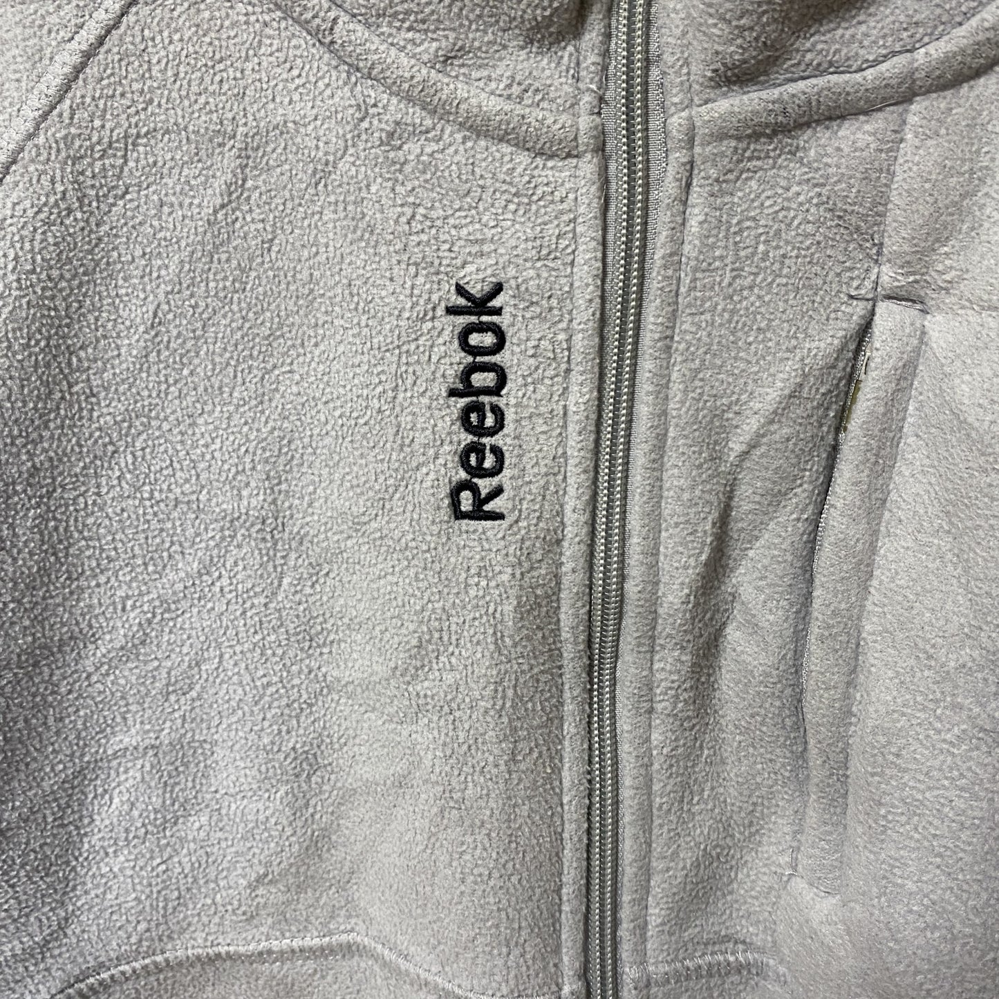 古着 used　Reebok リーボック　長袖フリースジャケット　ワンポイントロゴ刺繍アウター　ハイネック　ホワイト　Sサイズ