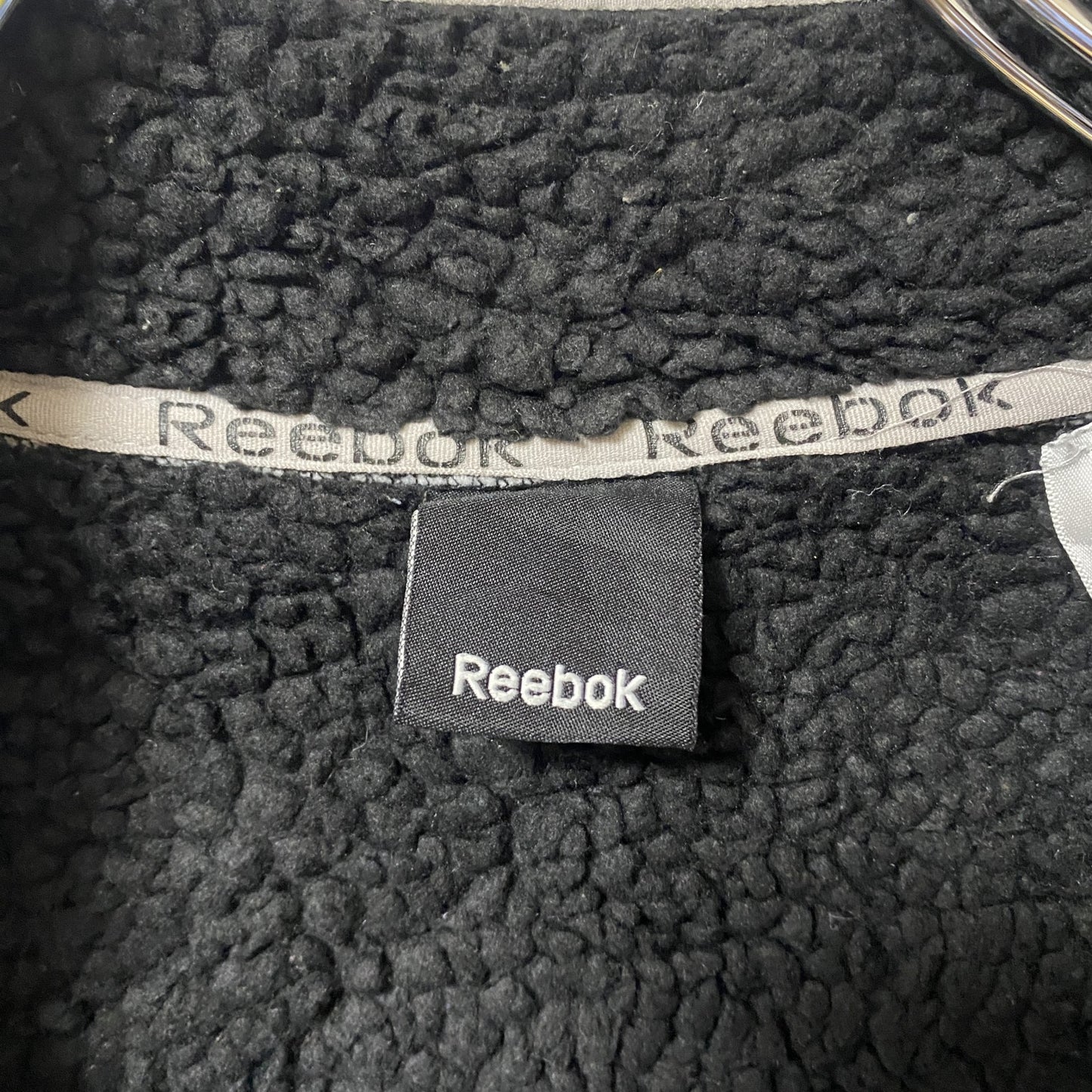 古着 used　Reebok リーボック　長袖フリースジャケット　ワンポイントロゴ刺繍アウター　ハイネック　ホワイト　Sサイズ