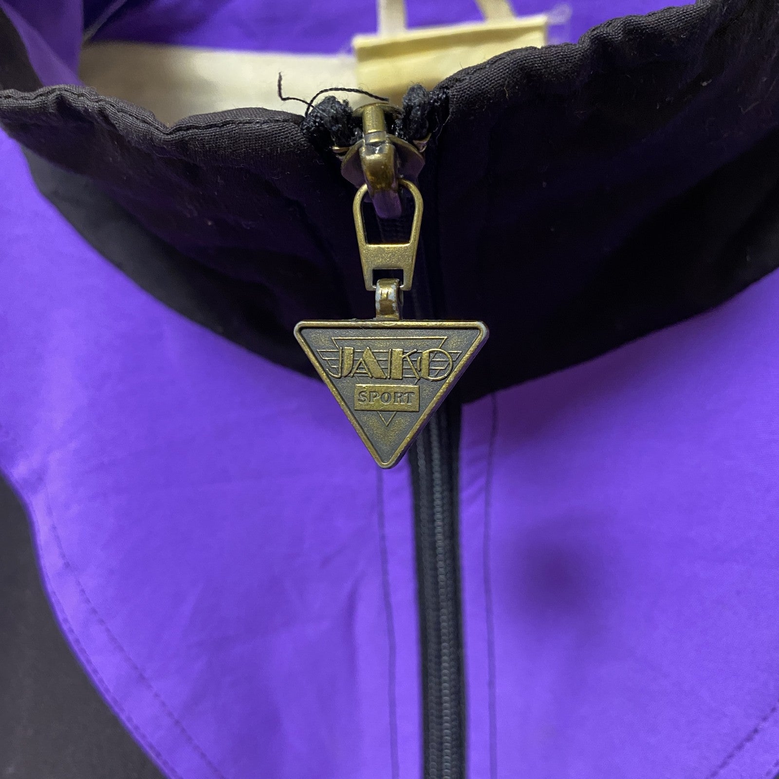 古着 used　JAKO SPORT　長袖ナイロンジャケット　総柄アウター　切り替え　スポーツ　紫　パープル　Lサイズ