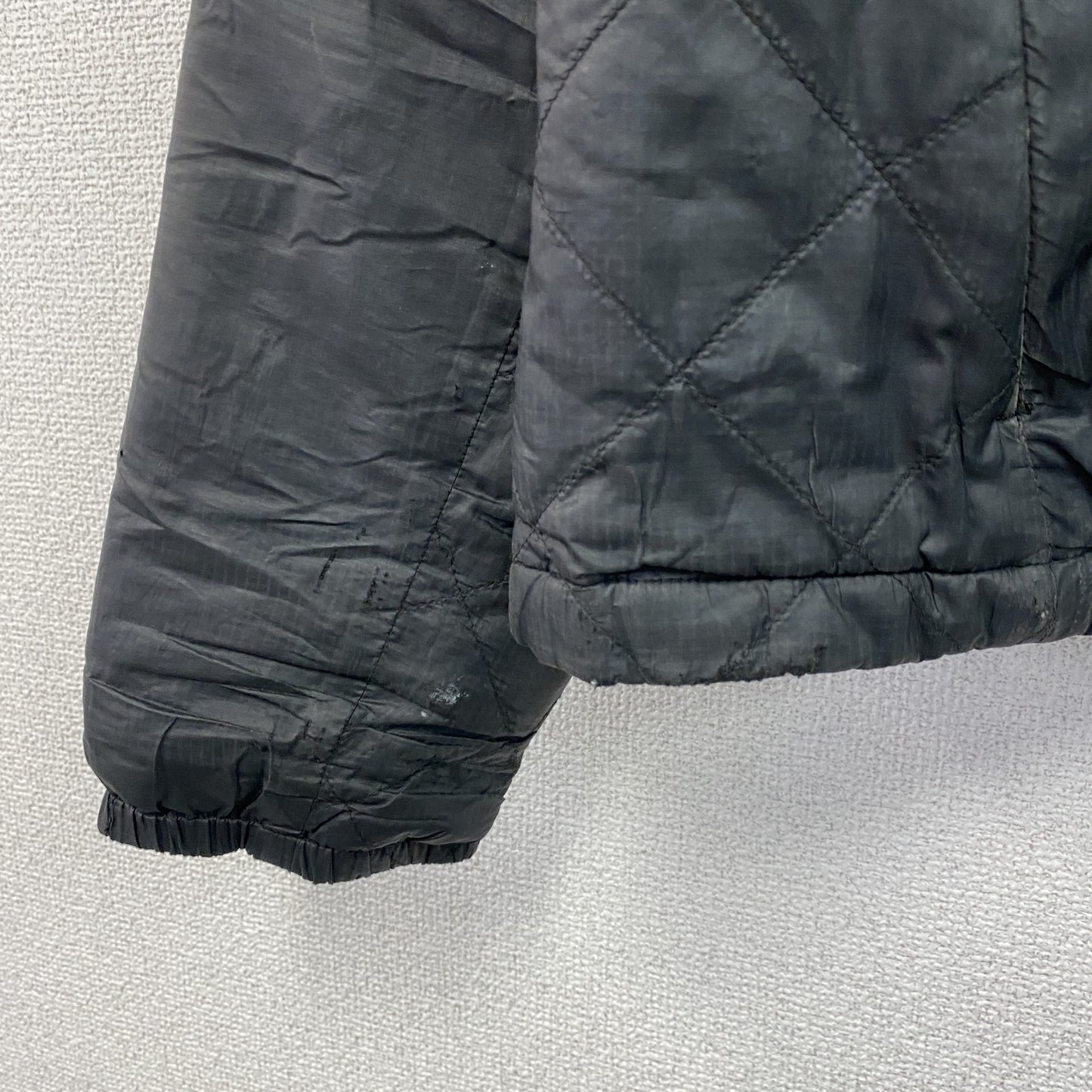 Patagonia　パタゴニア　マイクロパフフーディー　フルジップ中綿ジャケット　黒　ブラック　Sサイズ